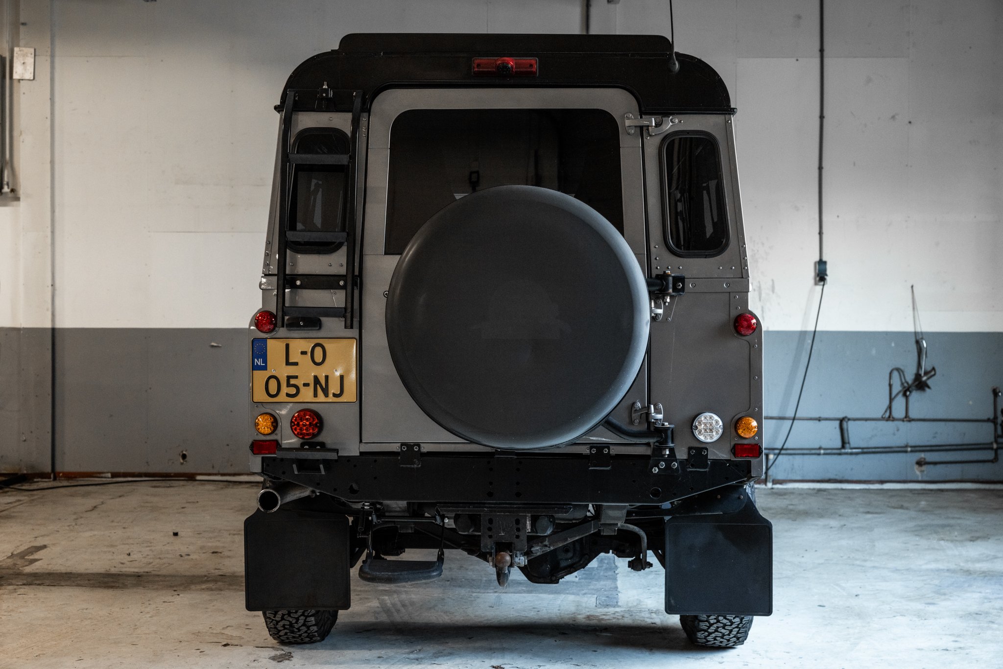 Land Rover Defender 110 V8 Automatic