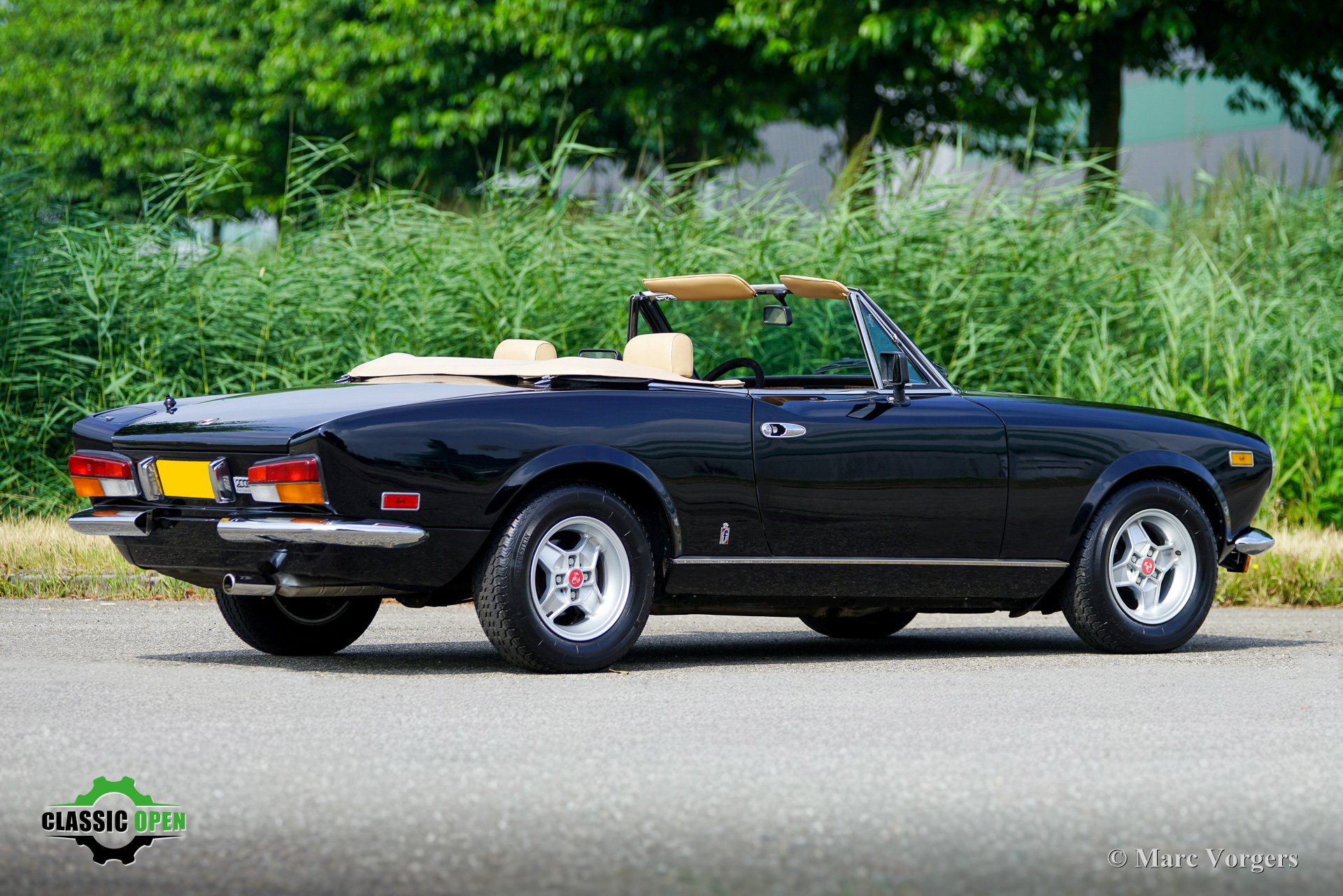 Fiat 124 Spider 2000 Powersteering