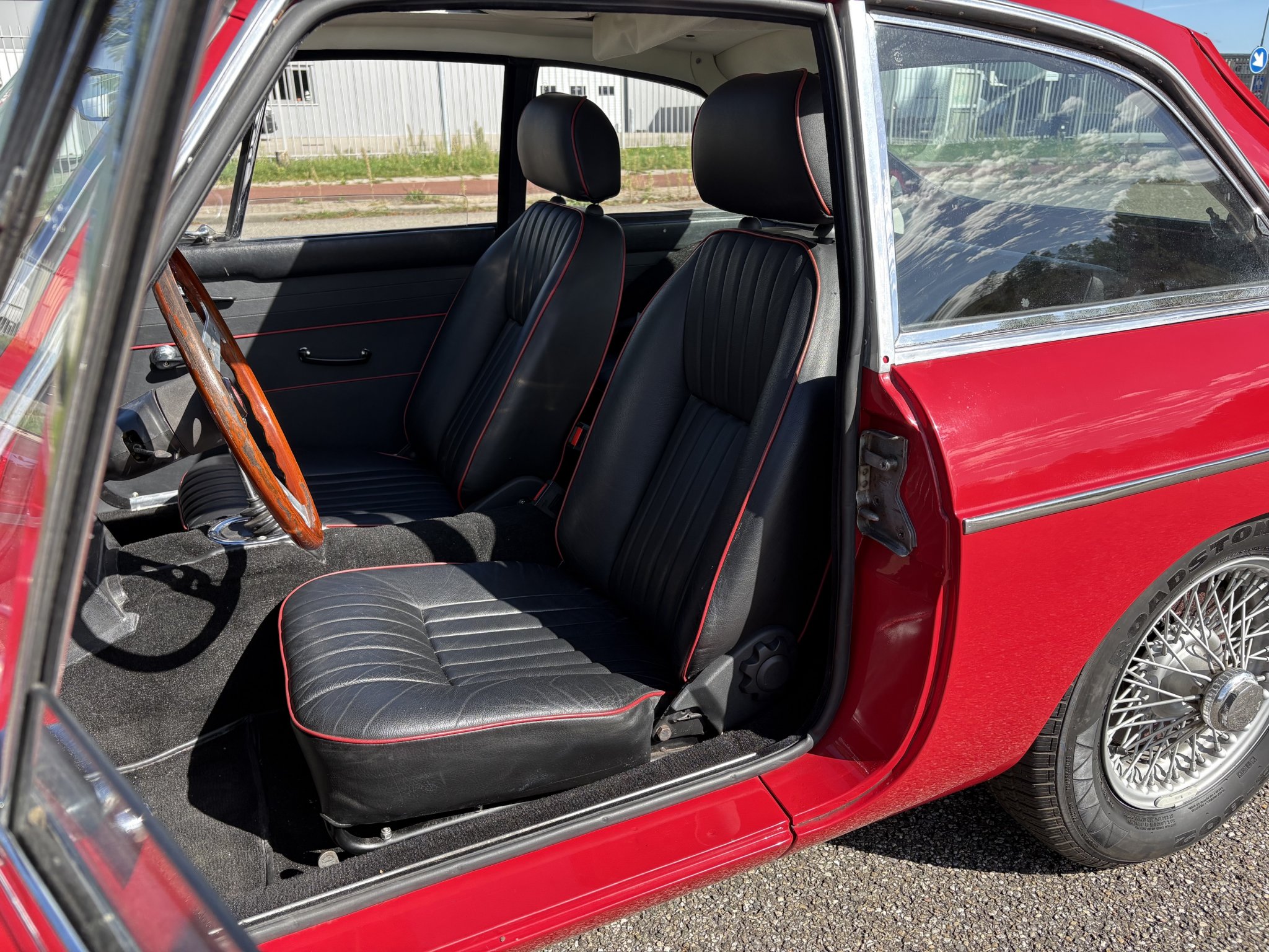 MG MGB GT 1800 Webasto