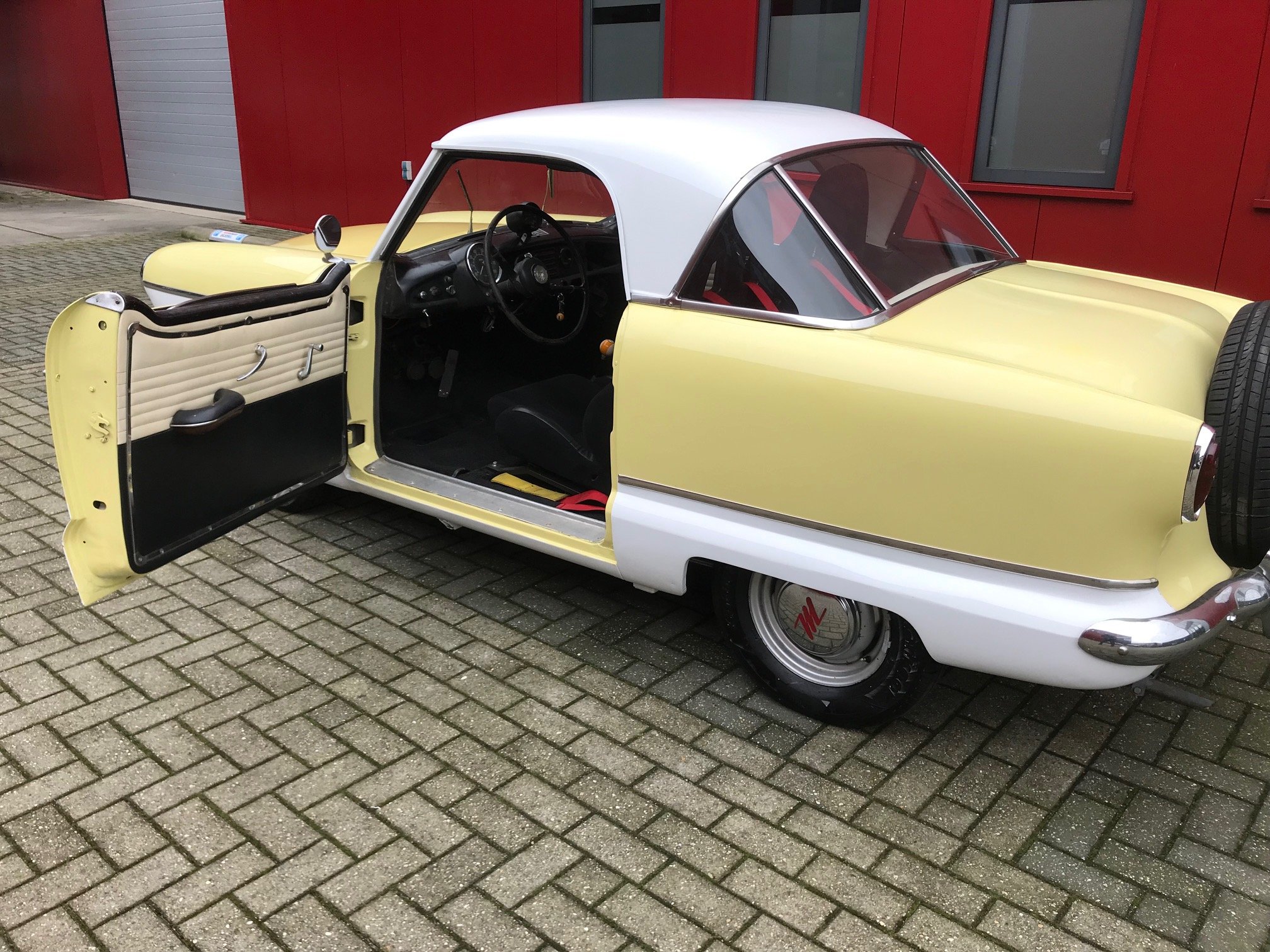 Nash Metropolitan 1500
