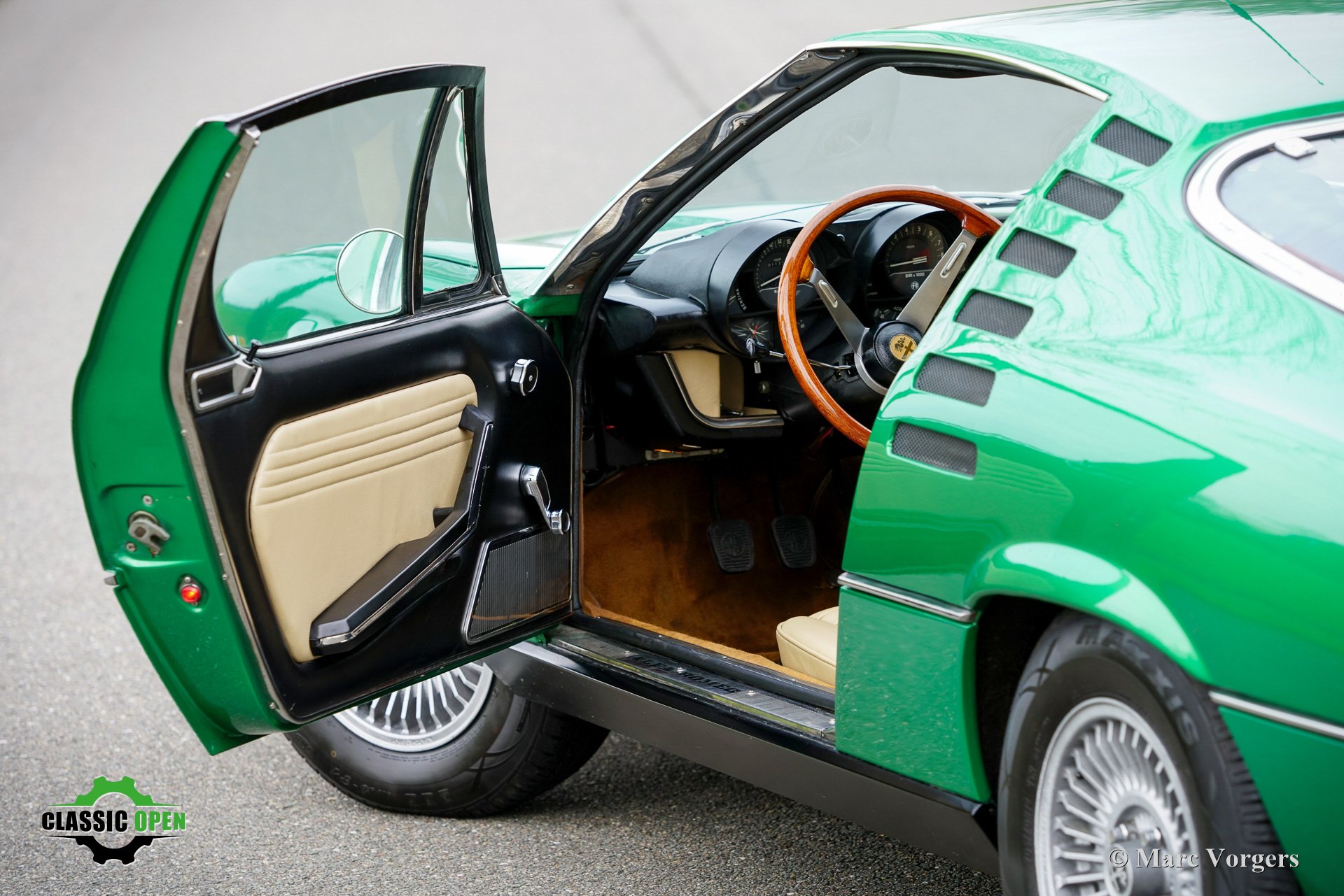 Alfa Romeo Montreal V8