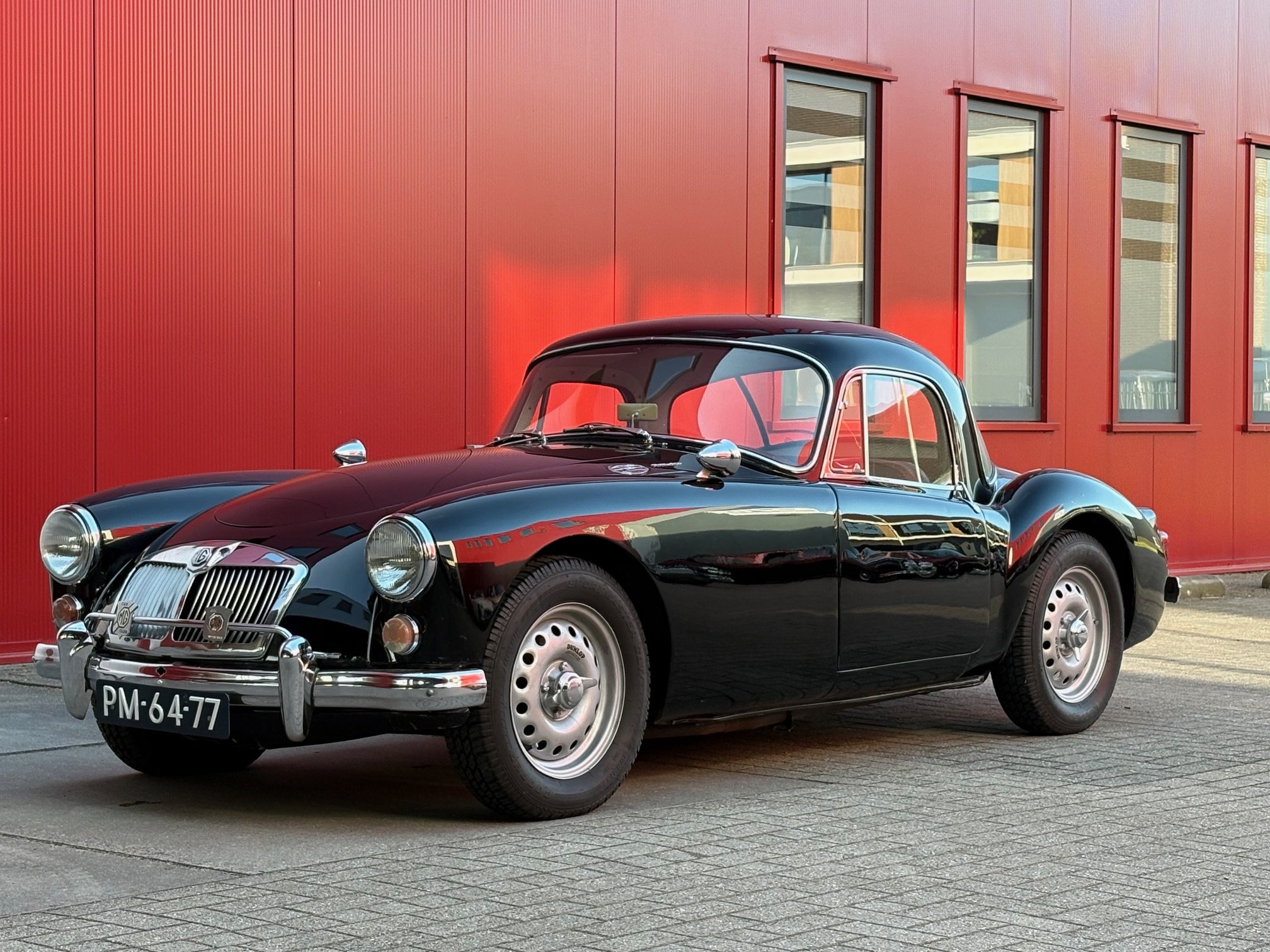 MGA Twin-Cam Coupe 