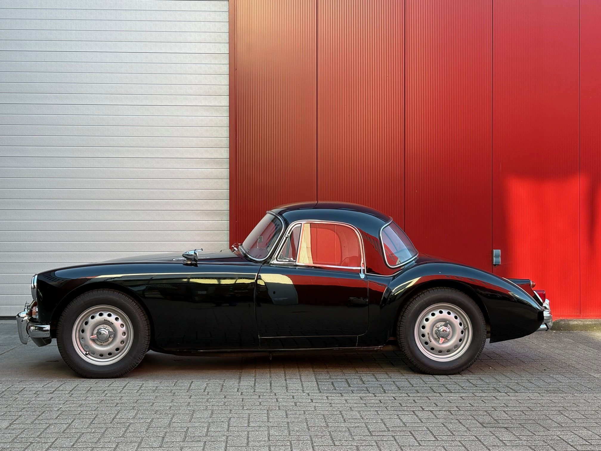 MGA Twin-Cam Coupe 