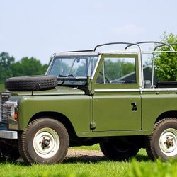 Land Rover 88